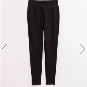 Splendid Pointe leggings